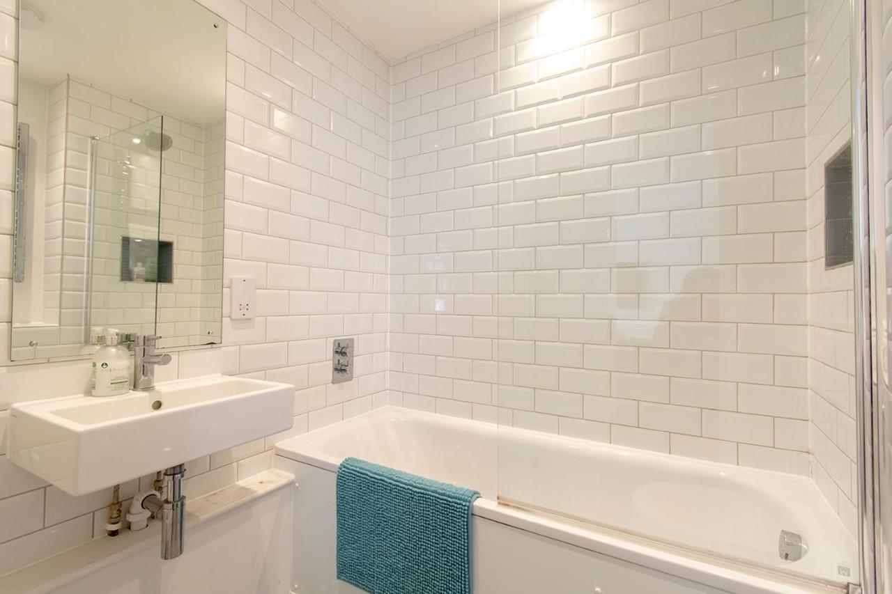 Modern 1 Bed Flat 2 Mins Walk From Restaurants Bars Clubs & Beach! Wow! Apartment บอร์นมัธ ภายนอก รูปภาพ